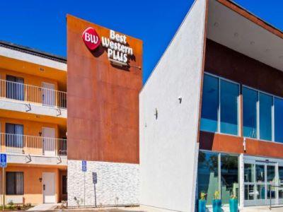 Clarion Pointe San Diego East 2* El Cajón