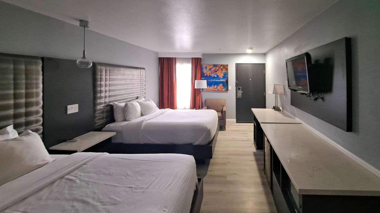 Hotel Clarion Pointe San Diego East El Cajon