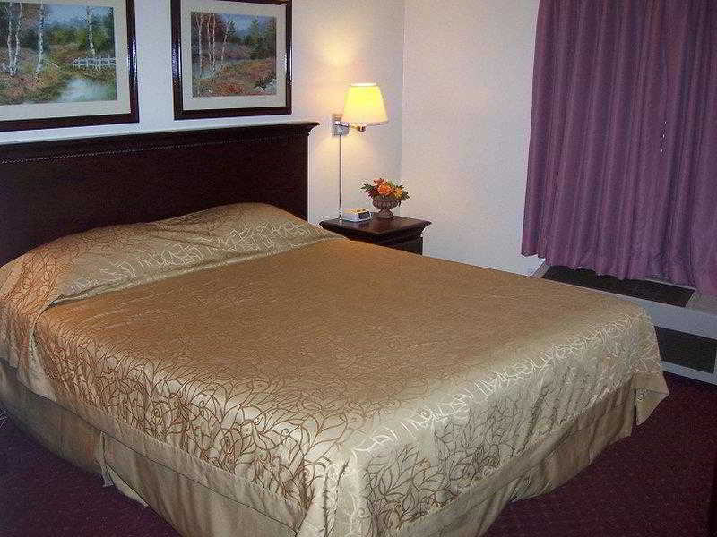 Clarion Pointe San Diego East