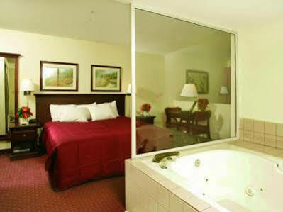 Clarion Pointe San Diego East 2* El Cajon